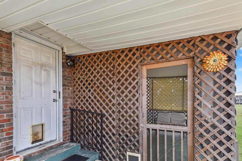 1112 W Smithville, Dothan, Alabama image 21