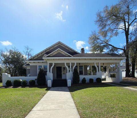 Homes For Sale - 546 Broad Street<br/> Ozark, AL 36360