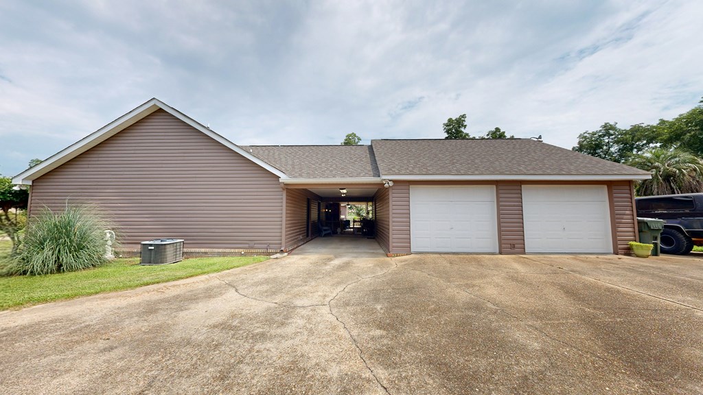 Dothan, Alabama 36305, United States, 4 Bedrooms Bedrooms, ,3 BathroomsBathrooms,Residential,Active,166478