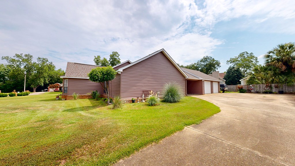 Dothan, Alabama 36305, United States, 4 Bedrooms Bedrooms, ,3 BathroomsBathrooms,Residential,Active,166478