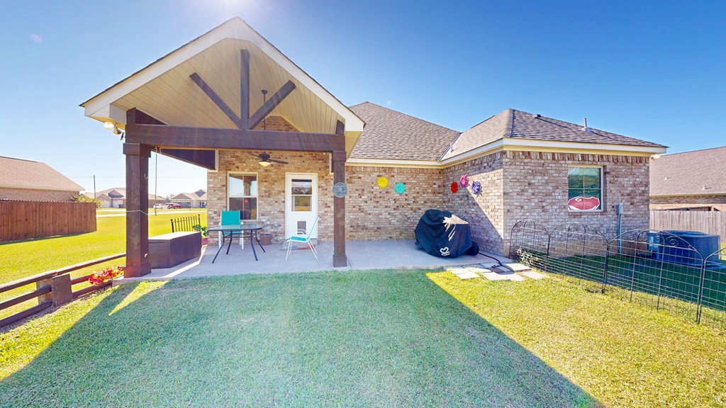 Newton, Alabama 36352, United States, 4 Bedrooms Bedrooms, ,3 BathroomsBathrooms,Residential,Active,235251