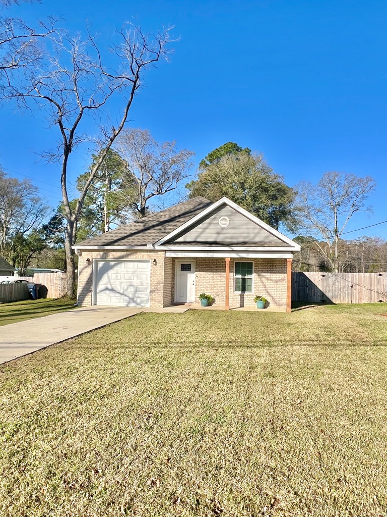 11678 Cottonwood Road, Cottonwood, Alabama image 2