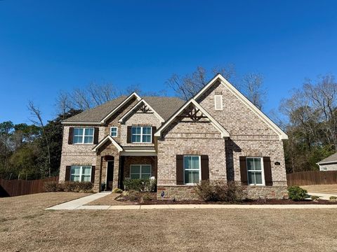 Homes For Sale - 681 Charleston Mills Dr<br/> Dothan, AL 36350