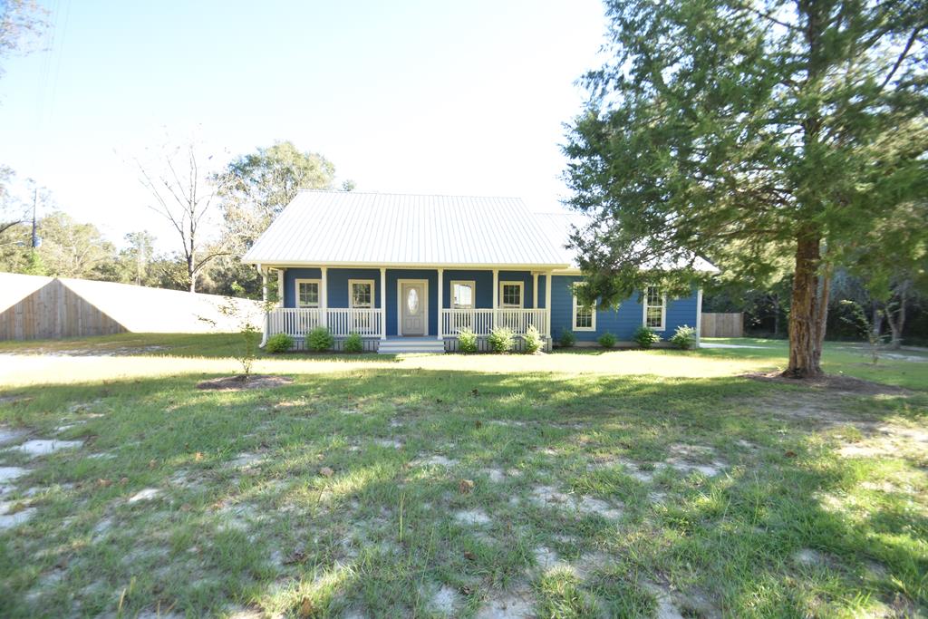 265 Simmons Street, Samson, Alabama image 1