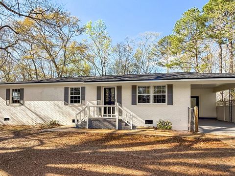 Homes For Sale - 408 Ozark Road<br/> Abbeville, AL 36310