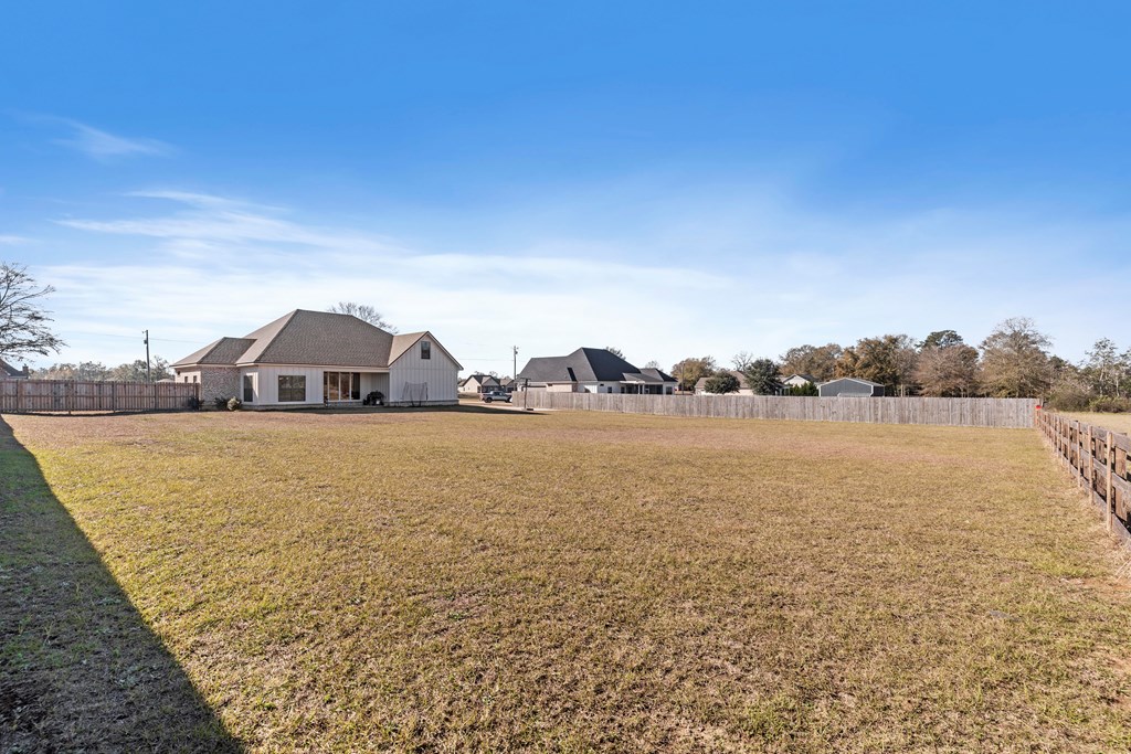 1435 Skipper Road, Dothan, Alabama image 11