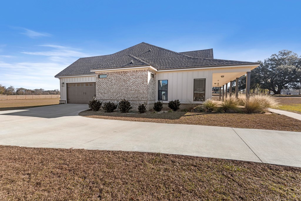 1435 Skipper Road, Dothan, Alabama image 5