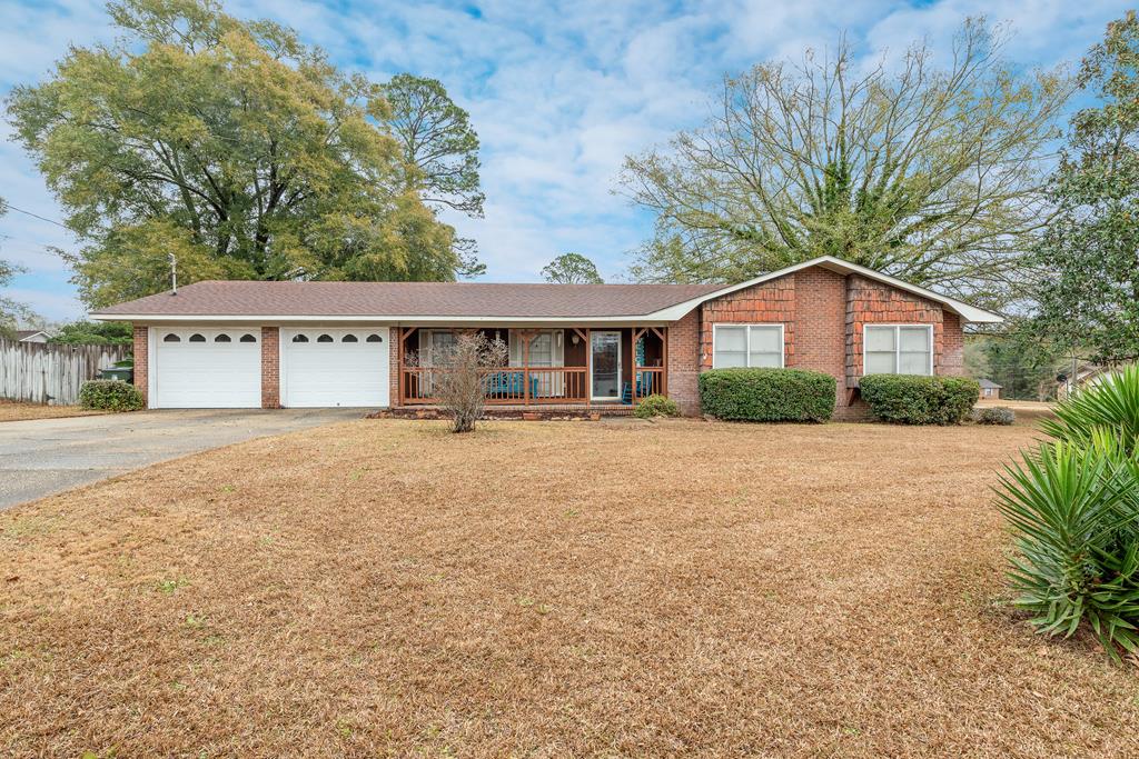 2900 Selwood Cir, Dothan, Alabama image 1