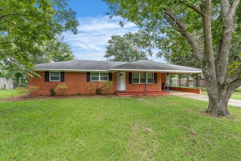 Homes For Sale - 603 Peachtree St<br/> Henry County, Headland, AL 36345