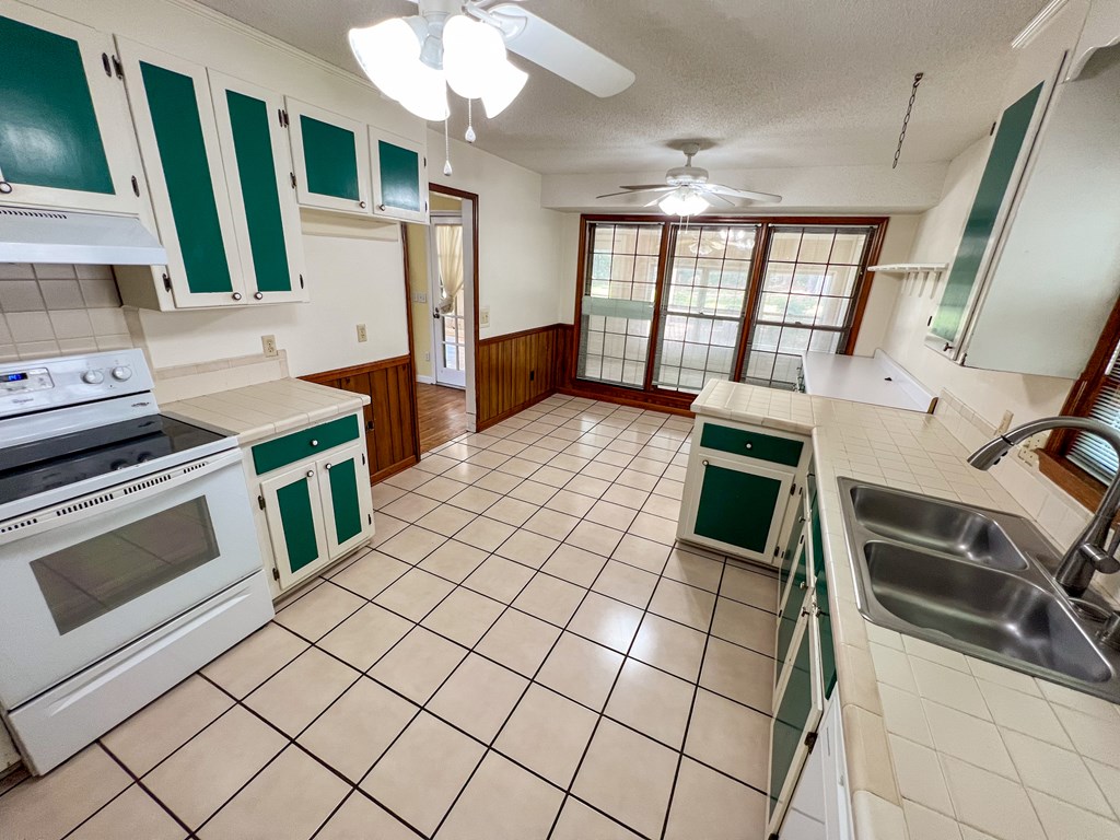 631 Farrah Circle, Dothan, Alabama image 7