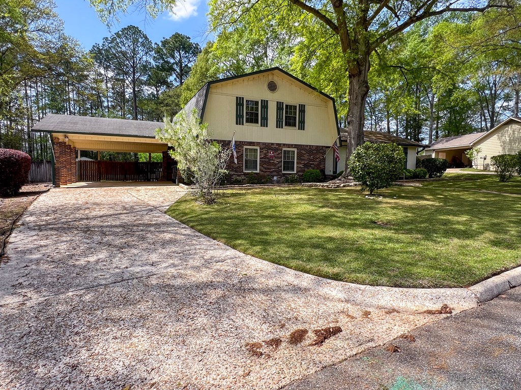 631 Farrah Circle, Dothan, Alabama image 2