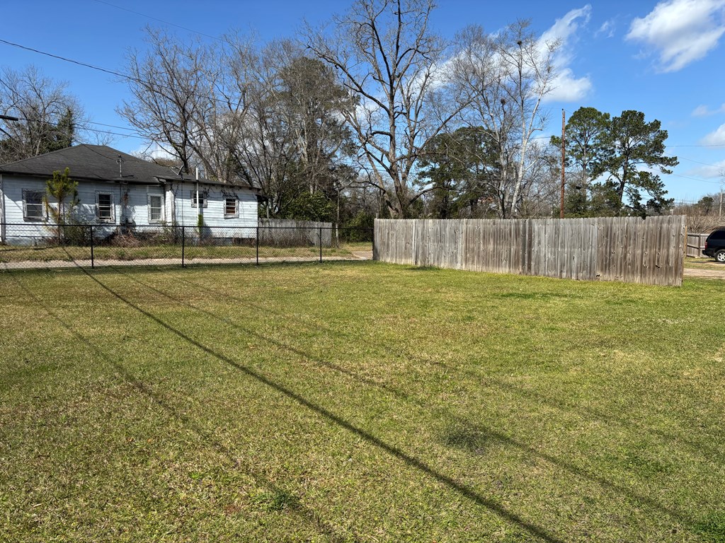1103 E Newton St, Dothan, Alabama image 29