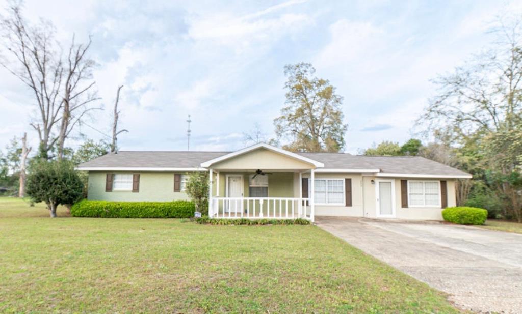 203 Springview, Columbiaville, Alabama image 1