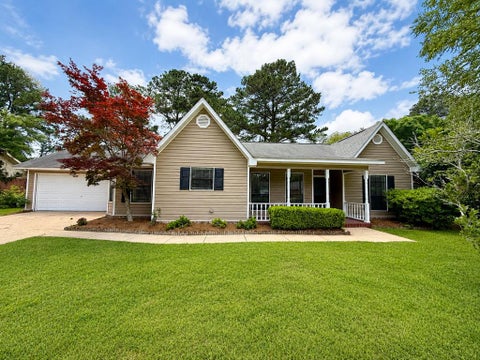 Homes For Sale - 107 Boyce Rd<br/> Dothan, AL 36305
