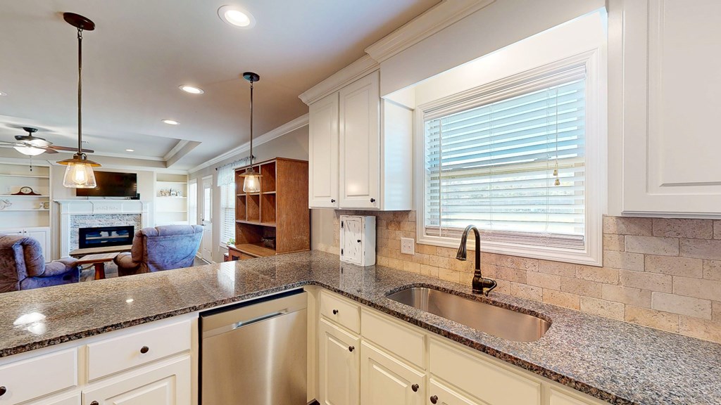 102 Tanglewood Drive, Headland, Alabama image 13