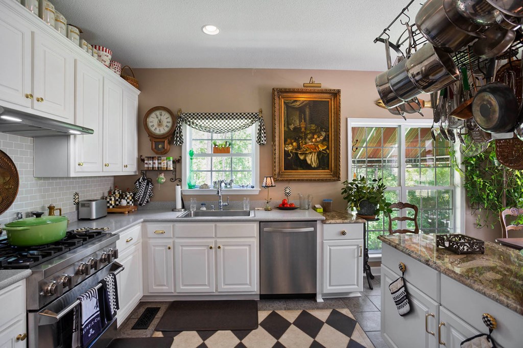 74 Lagoon Way, Ft. Gaines, New York image 16