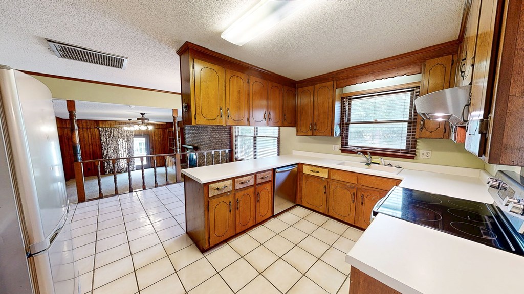 100 Larkspur Court, Dothan, Alabama image 12