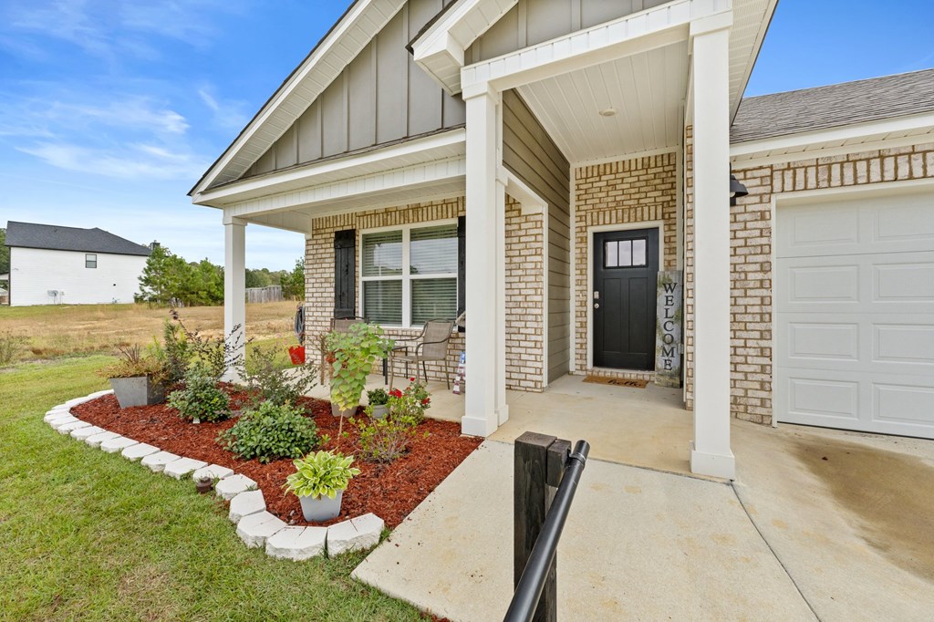 201 Mairead Drive, Dothan, Alabama image 3