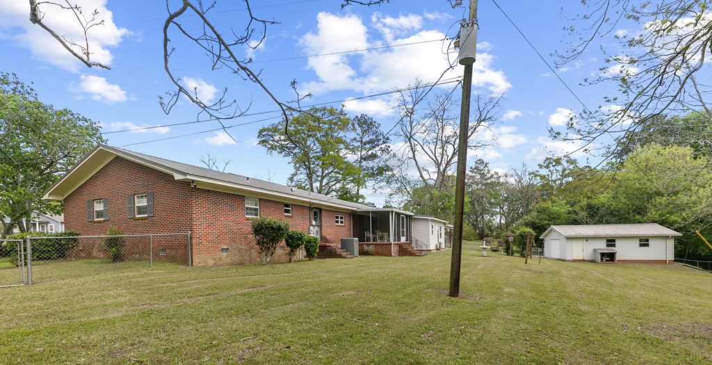 184 S College St, Newton, Alabama image 14
