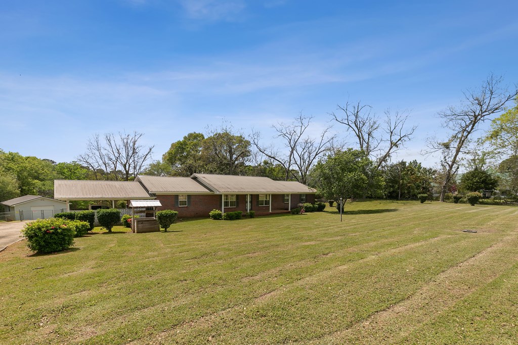184 S College St, Newton, Alabama image 50