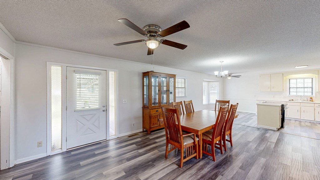 Dothan, Alabama 36301, United States, 3 Bedrooms Bedrooms, ,2 BathroomsBathrooms,Residential,Pending,152240