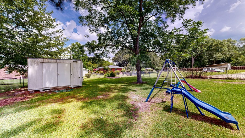 Dothan, Alabama 36301, United States, 3 Bedrooms Bedrooms, ,2 BathroomsBathrooms,Residential,Pending,152240