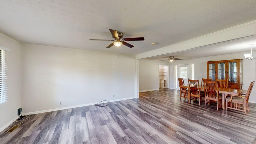 Dothan, Alabama 36301, United States, 3 Bedrooms Bedrooms, ,2 BathroomsBathrooms,Residential,Pending,152240