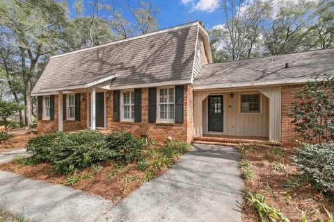 Homes For Sale - 2000 Deerpath Rd<br/> Houston County, Dothan, AL 36303