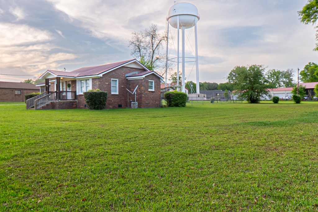 Residential, Cowarts, Alabama image 25