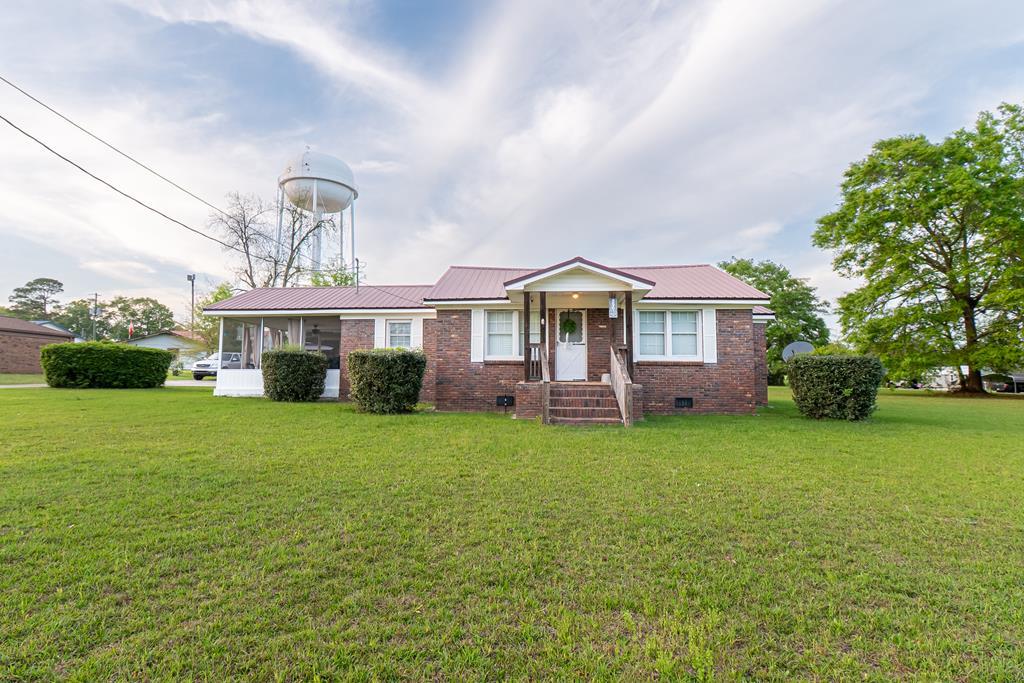 Residential, Cowarts, Alabama image 2