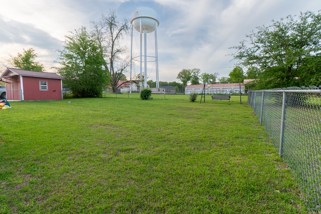 Residential, Cowarts, Alabama image 23