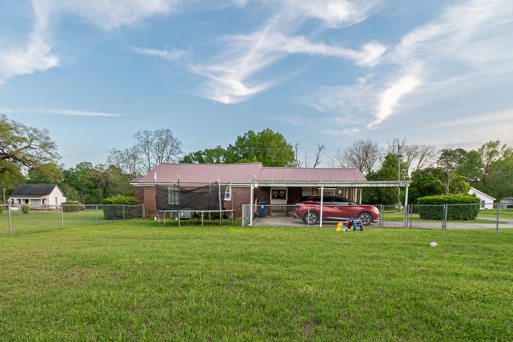 Residential, Cowarts, Alabama image 22