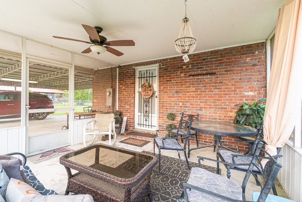 Residential, Cowarts, Alabama image 17