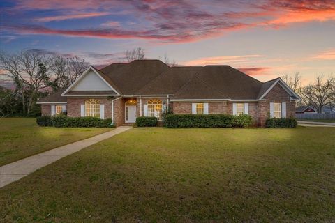 Homes For Sale - 1101 Whitfield Avenue<br/> Houston County, Dothan, AL 36305