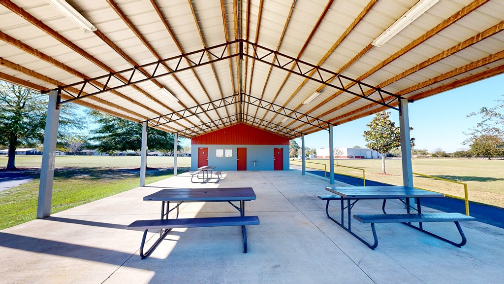 Dothan, Alabama 36303, United States, 4 Bedrooms Bedrooms, ,3 BathroomsBathrooms,Residential,Pending,31095