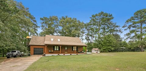 Homes For Sale - 91 Oscar Godwin Road<br/> Houston County, Dothan, AL 36301