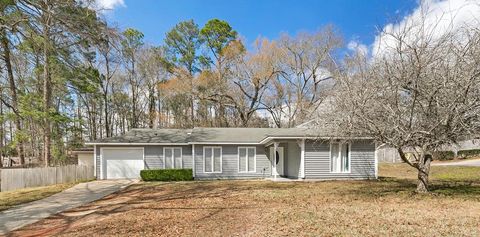 Homes For Sale - 2122 Cecily St<br/> Houston County, Dothan, AL 36303