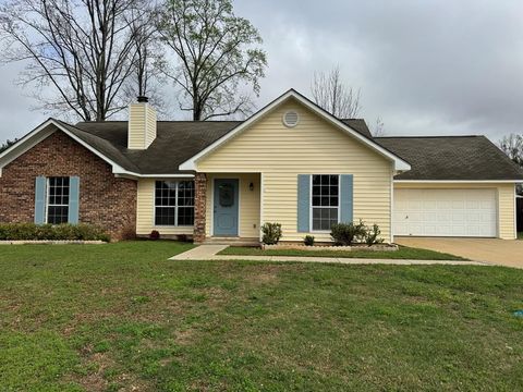 Homes For Sale - 113 Bartlet Lane<br/> Houston County, Dothan, AL 36305