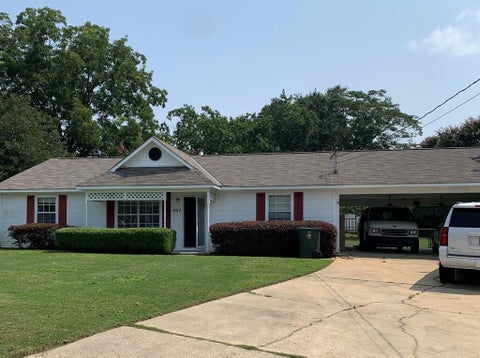 Homes For Rent - 207 Claymore Court<br/> Dothan, AL 36301