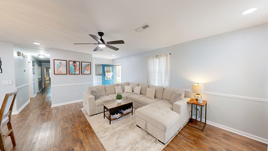 Dothan, Alabama 36305, United States, 3 Bedrooms Bedrooms, ,2 BathroomsBathrooms,Residential,Active,177217