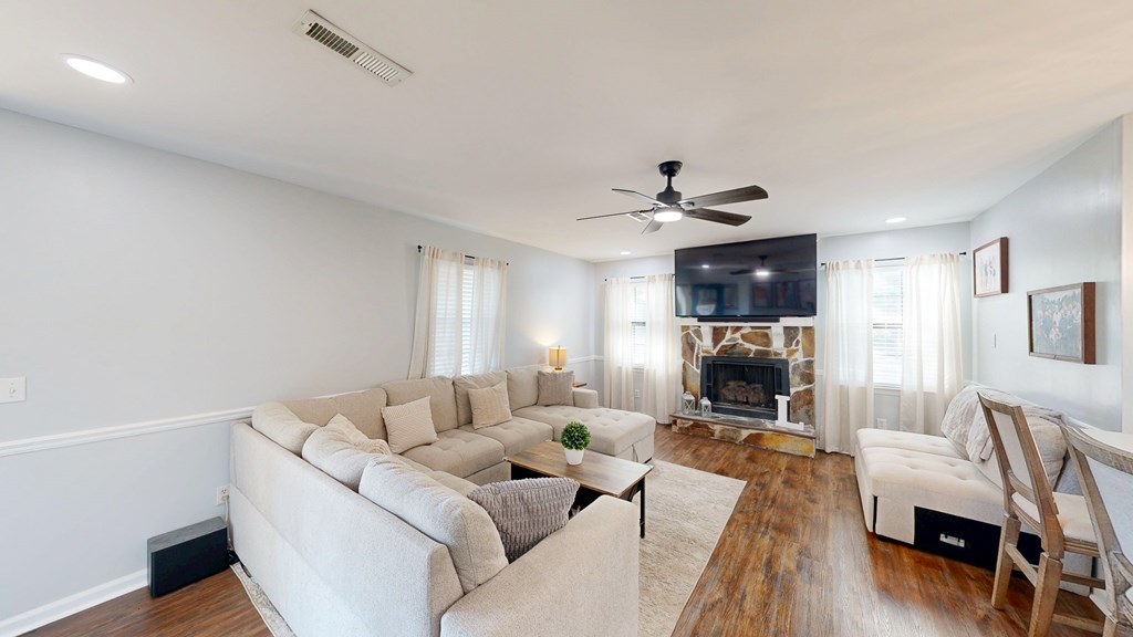 Dothan, Alabama 36305, United States, 3 Bedrooms Bedrooms, ,2 BathroomsBathrooms,Residential,Active,177217