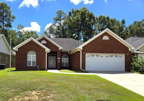 Homes For Sale - 104 Brockton Court<br/> Houston County, Dothan, AL 36305