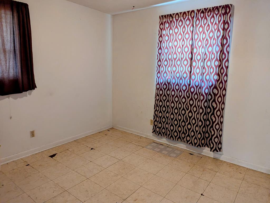 43 Robbinson St, Gordon, Alabama image 4