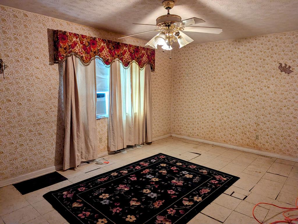 43 Robbinson St, Gordon, Alabama image 2