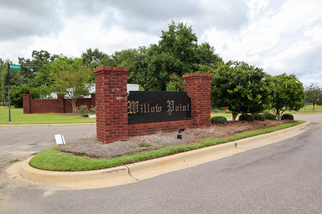 209 Rylee Road, Dothan, Alabama image 2