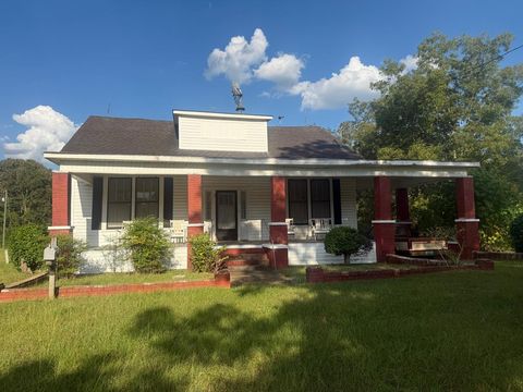 Homes For Sale - 3814 Hwy 131<br/> Clayton, AL 36016