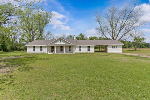 Homes For Sale - 305 County Road 1<br/> Henry County, Dothan, AL 36303