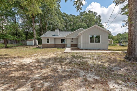 Homes For Sale - 156 Casey Drive<br/> Ozark, AL 36360