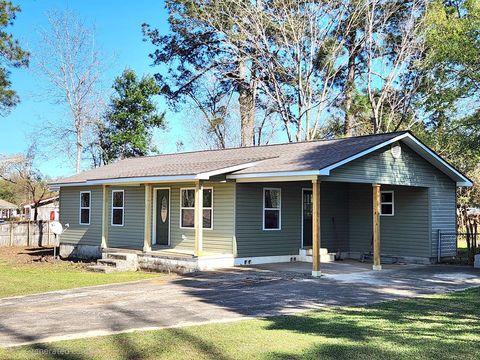 Homes For Sale - 109 Alberta Dr<br/> Abbeville, AL 36310