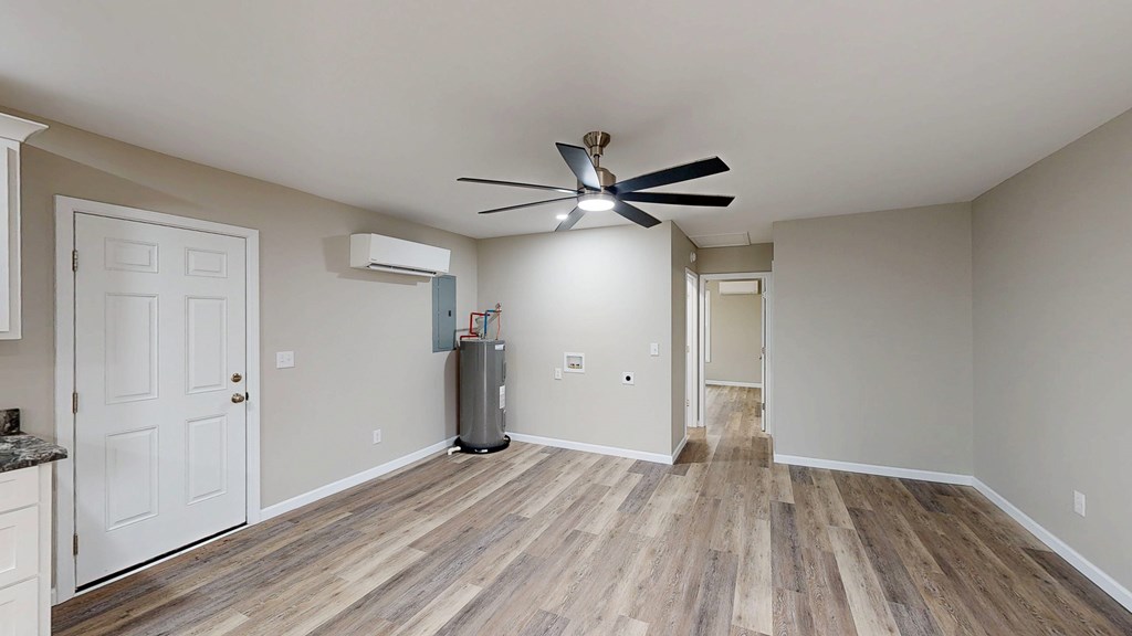 Dothan, Alabama 36303, United States, 2 Bedrooms Bedrooms, ,1 BathroomBathrooms,Residential,Active,1609